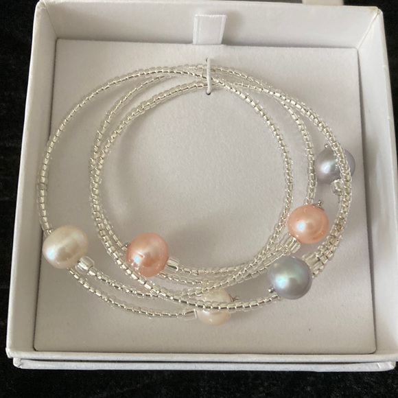 Jewelry - Bracelets